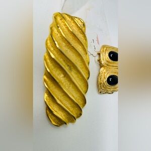 Women’s Belt Buckles